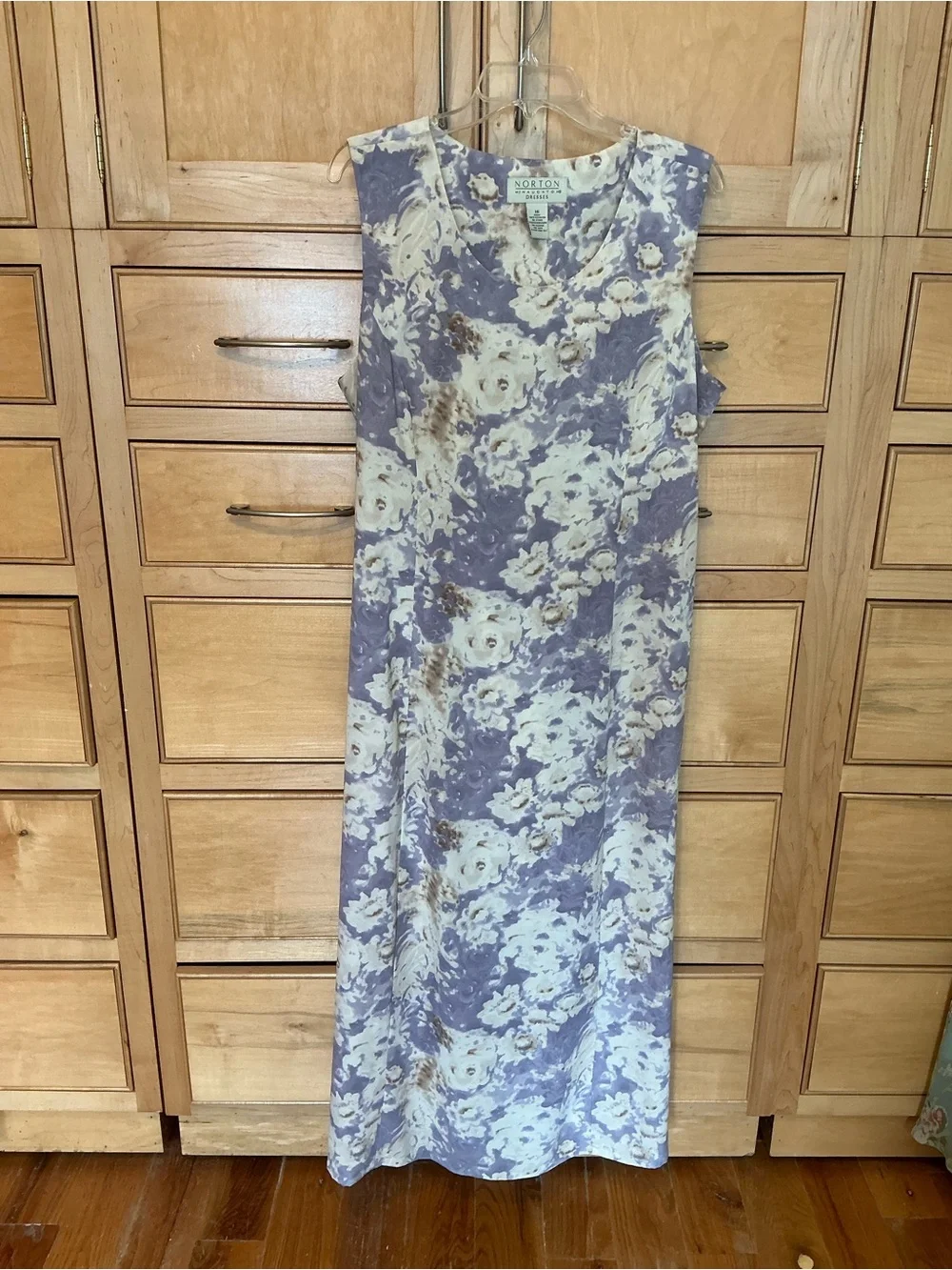 Norton McNaughton Lavender and Cream Sleeveless Floral Maxi Dress 51” long - Picture 2 of 8